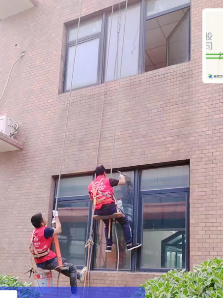 云城承接各类窗户玻璃维修